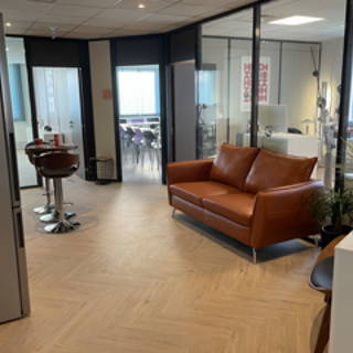 Bureau privé 33 m² 6 postes Coworking Avenue de Norvège Villebon-sur-Yvette 91140 - photo 3
